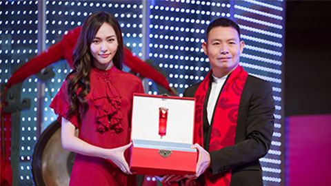 中国美正当红，PAPlayAceA股上市，引领新时代